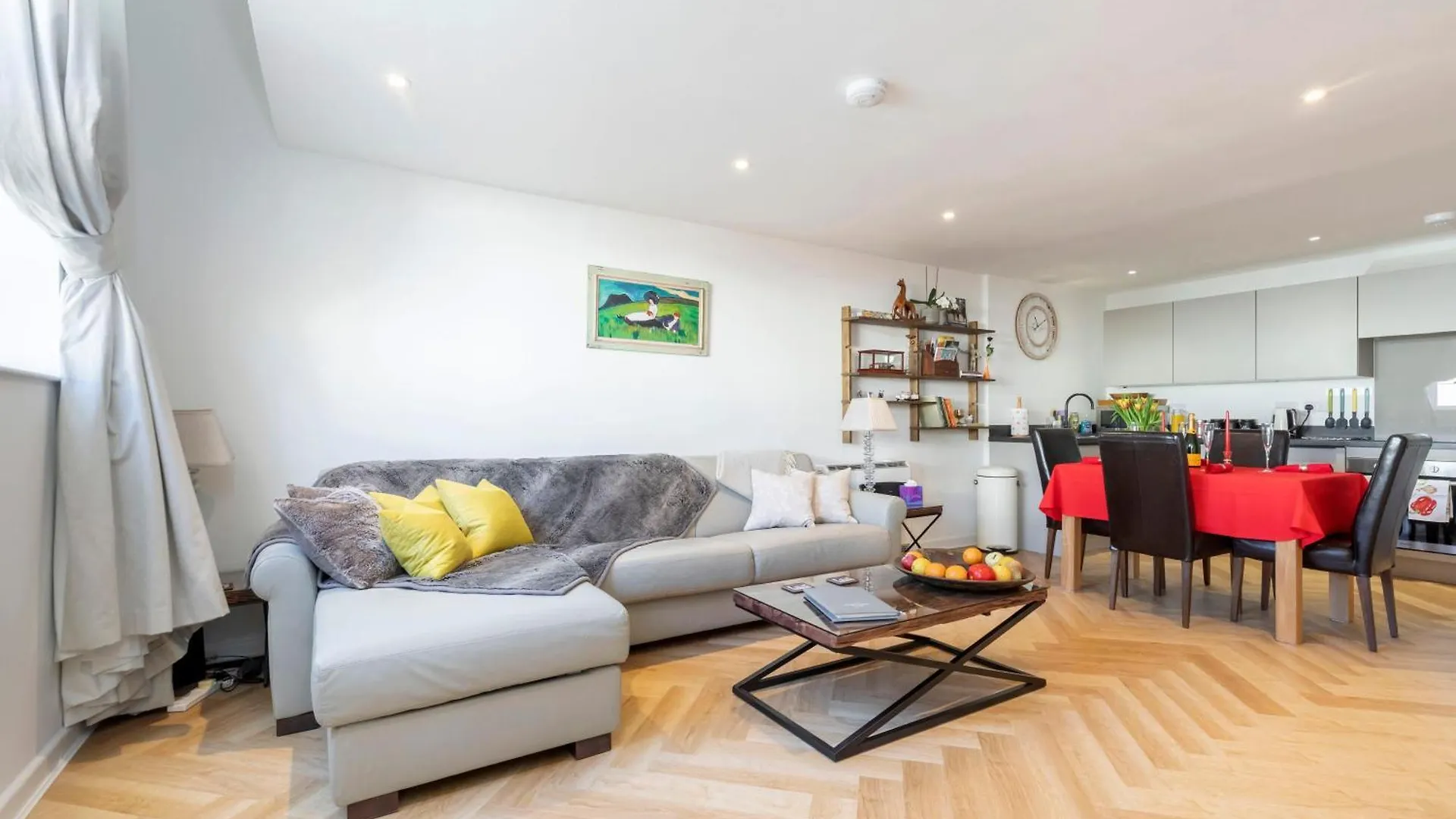 Thornton House Town Centre Free Car Park Apartment Cheltenham United Kingdom